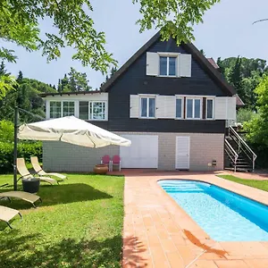 Casina Delle Fate By Vacavilla Villa